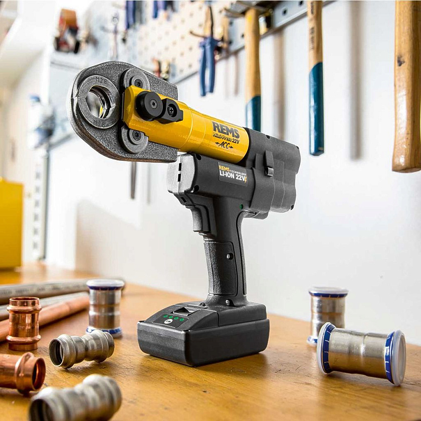 Аккумуляторный радиальный пресс Rems Mini-Press 22V ACC