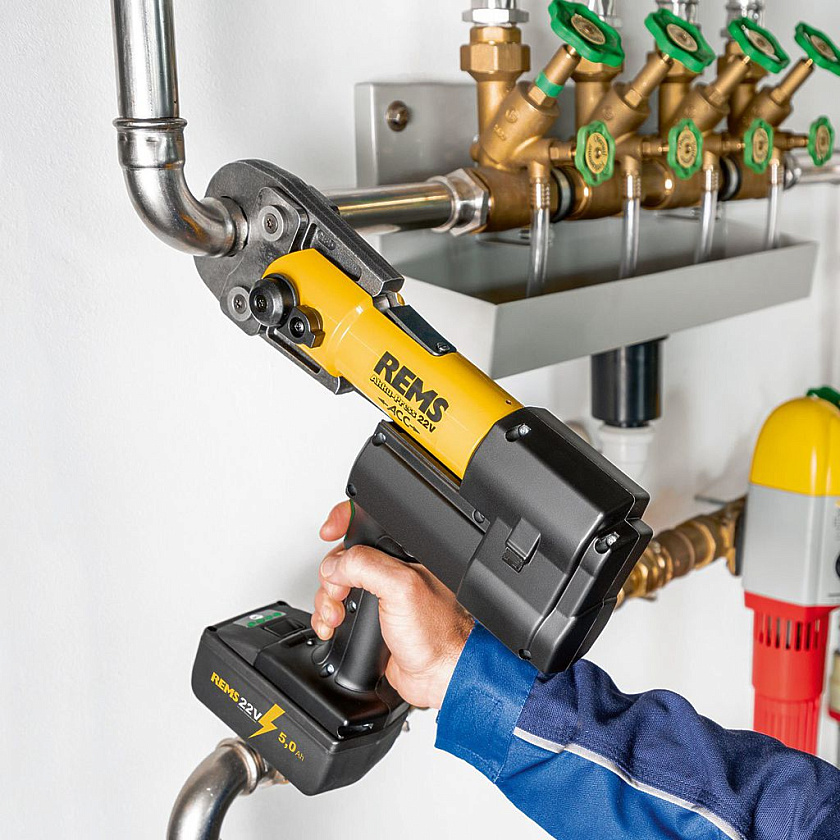 Аккумуляторный радиальный пресс Rems Akku-Press 22V ACC L-Boxx