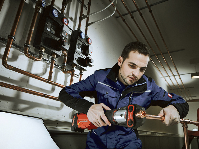 Пресс-инструмент Rothenberger ROMAX 4000 TH (16-20-26 мм) 4 А-ч