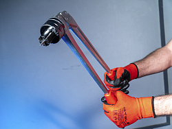 Ручной экспандер VOLL с набором расширительных головок для медных труб 3/8-1 1/8" в ящике