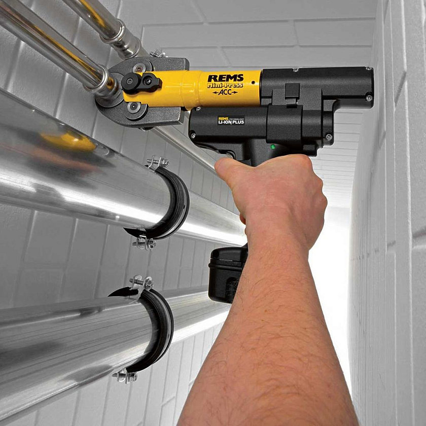 Аккумуляторный радиальный пресс Rems Mini-Press ACC