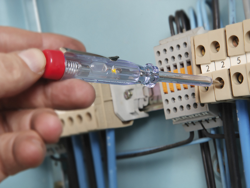 Набор диэлектрических отверток Super-Ego с тестером (4 шт.)