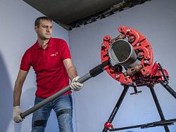 Роторный труборез VOLL VRC18S