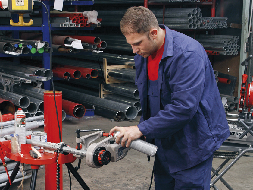 Электрический резьбонарезной клупп Rothenberger SUPERTRONIC 2000 (без головок)