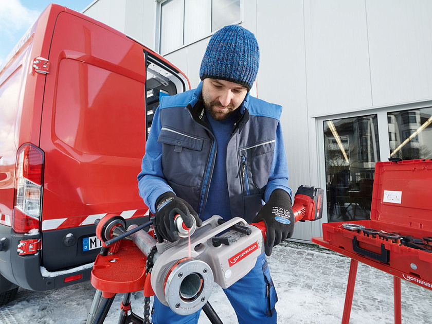 Электрический резьбонарезной клупп Rothenberger SUPERTRONIC 2000 E