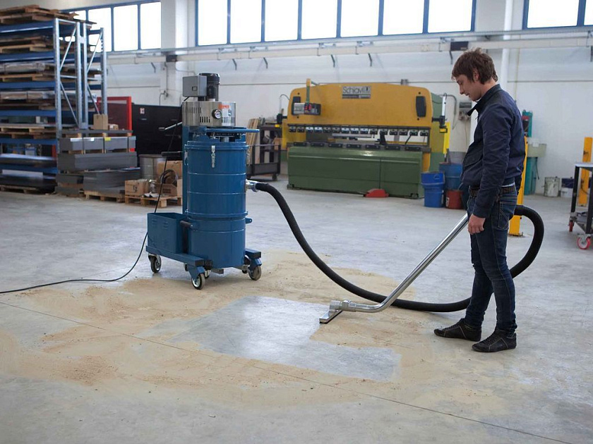 Промышленный пылесос Coynco Basic TDC 30 WM